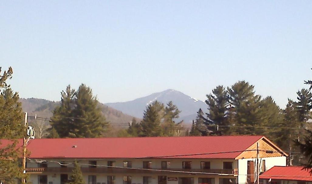 Carriage House Motor Inn Lake Placid Eksteriør billede