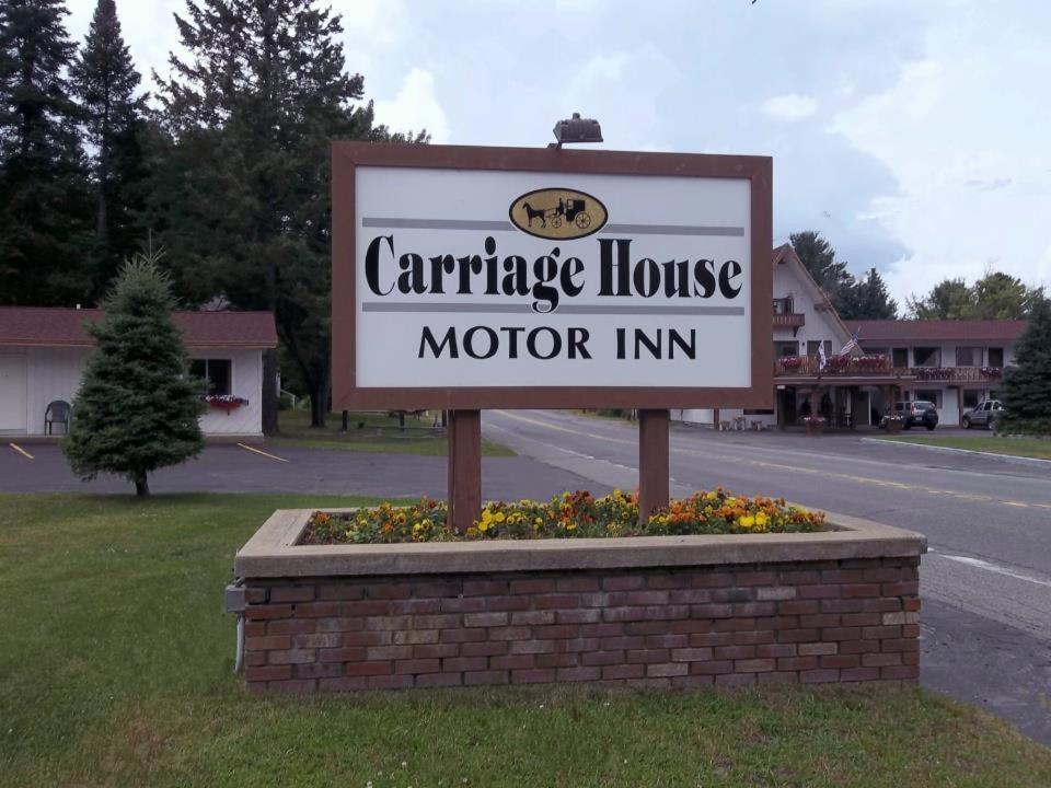 Carriage House Motor Inn Lake Placid Eksteriør billede